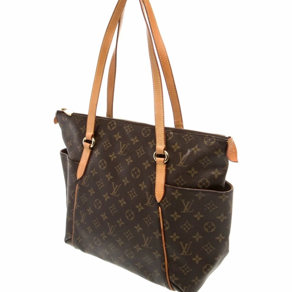 Louis Vuitton Monogram Canvas Totally MM Tote - Picture 9 of 9